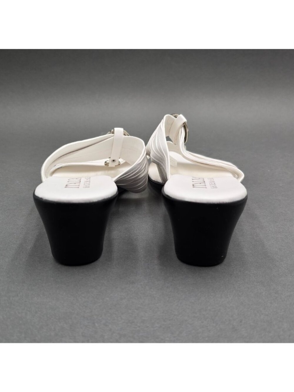Italian Shoemakers Wedge Sandals Size 7 White Metallic Ring Detail Slides - Picture 6 of 10